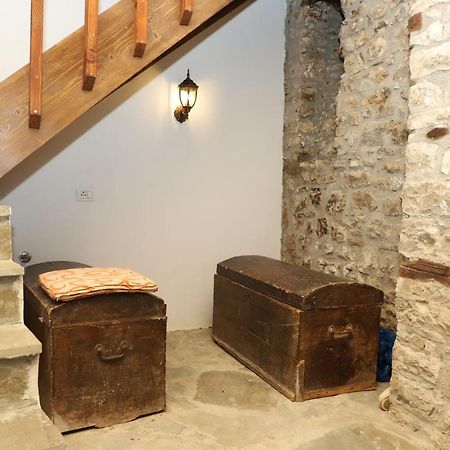 Villa Athina In Berat Castle - Since 1741 מראה חיצוני תמונה