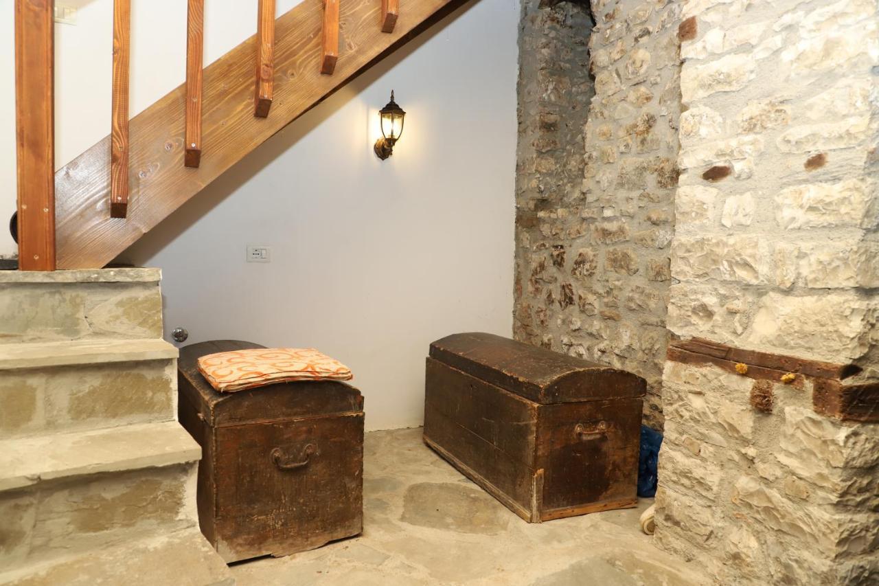 Villa Athina In Berat Castle - Since 1741 מראה חיצוני תמונה