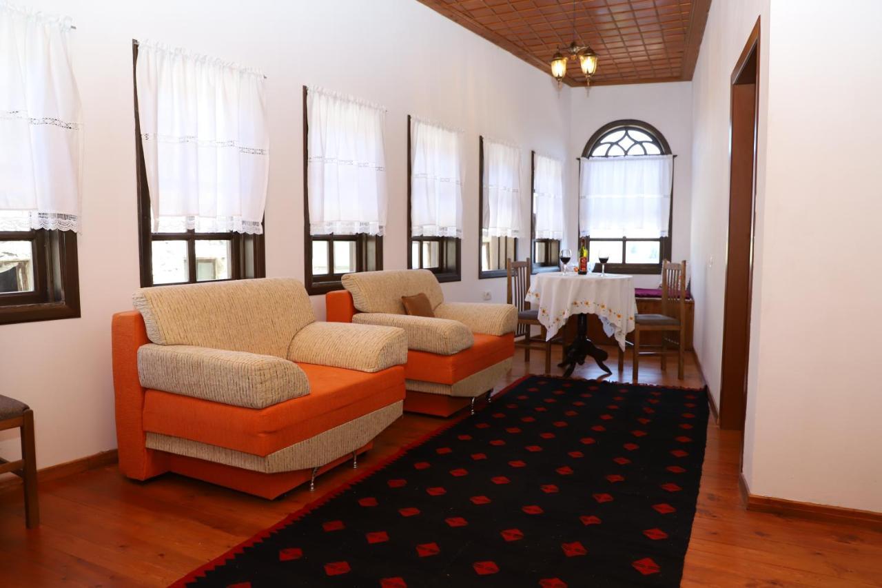 Villa Athina In Berat Castle - Since 1741 מראה חיצוני תמונה