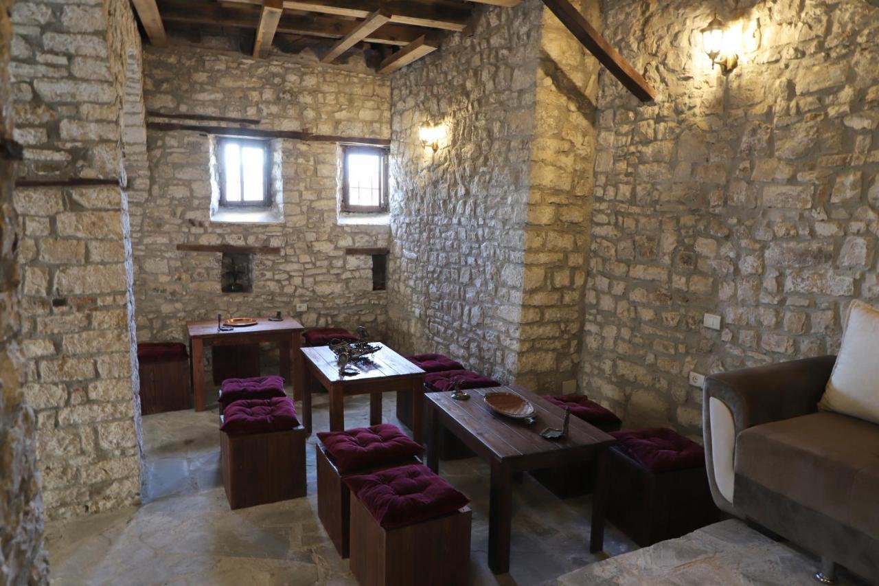 Villa Athina In Berat Castle - Since 1741 מראה חיצוני תמונה