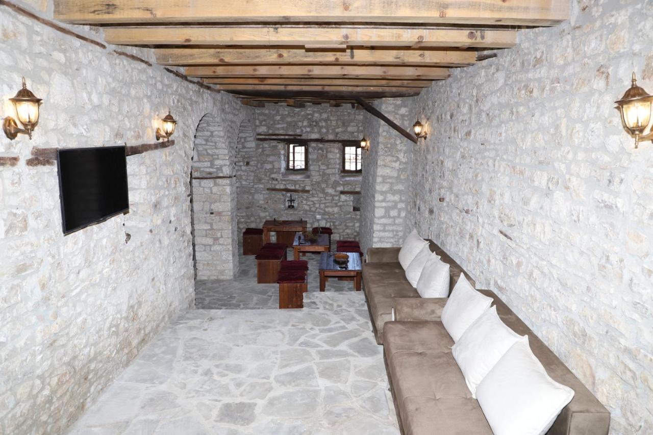 Villa Athina In Berat Castle - Since 1741 מראה חיצוני תמונה